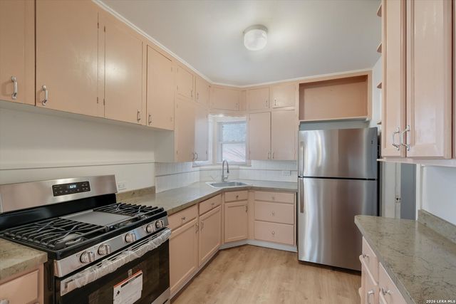 719 W Hollywood, San Antonio, TX 78212