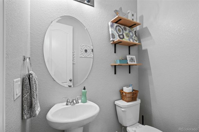 5967 S Langdale Court, Aurora, CO 80016