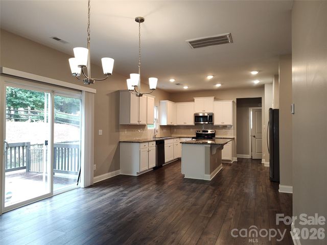 9415 Segundo Lane, Charlotte, NC 28278