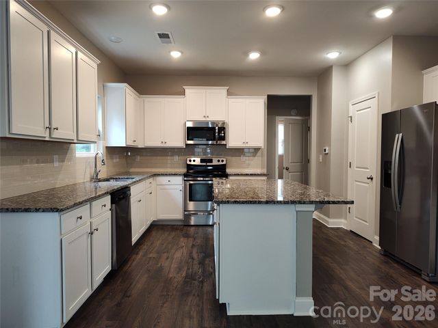 9415 Segundo Lane, Charlotte, NC 28278