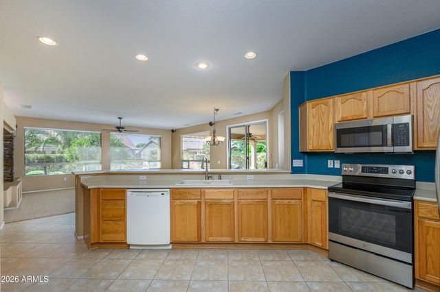 15069 W DOUBLE TREE Way, Surprise, AZ 85374