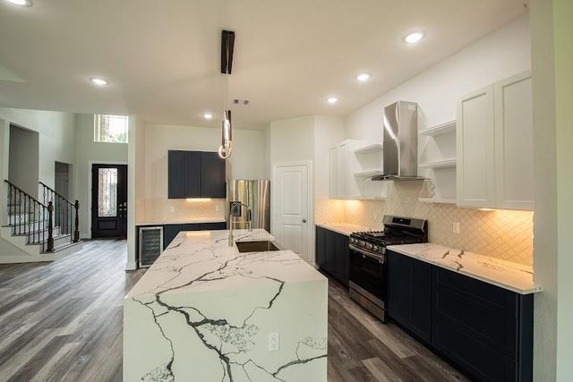 216 Monterrey Road W, Montgomery, TX 77356