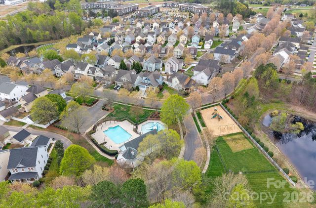 176 Water Oak Drive, Mooresville, NC 28117