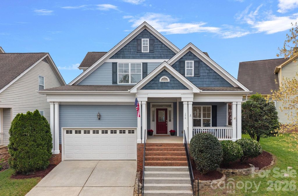 176 Water Oak Drive, Mooresville, NC 28117