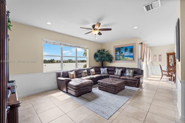 116 Berenger Walk, Royal Palm Beach, FL 33414