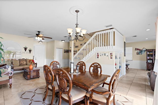 116 Berenger Walk, Royal Palm Beach, FL 33414