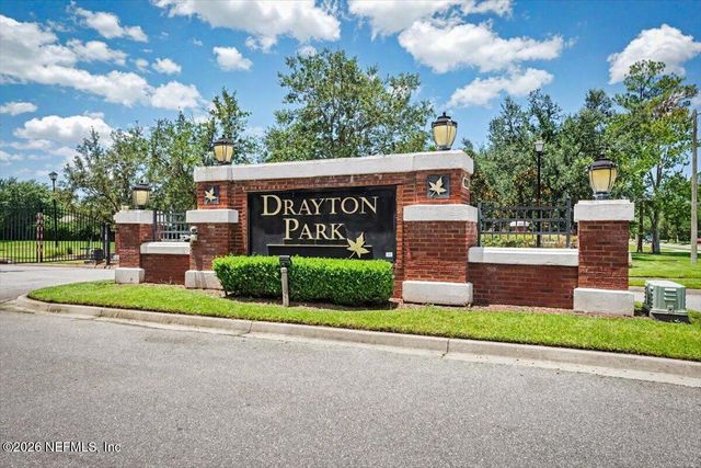 8423 THORNBUSH Court, Jacksonville, FL 32216