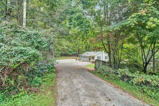 3837 Antietam DR, Roanoke, VA 24018