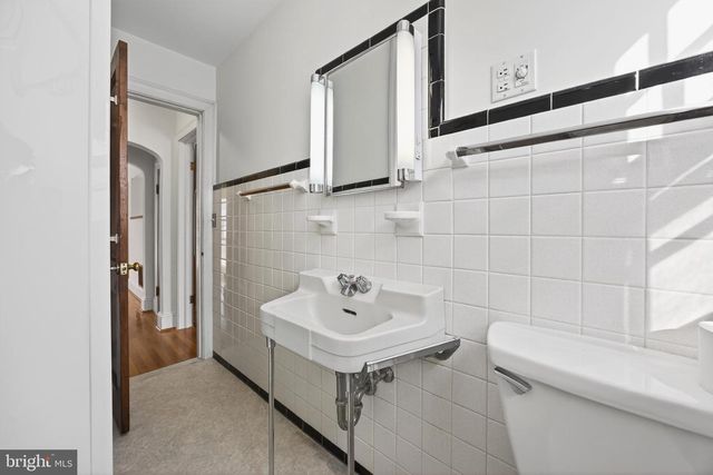 221 NORTH BLVD, Salisbury, MD 21801