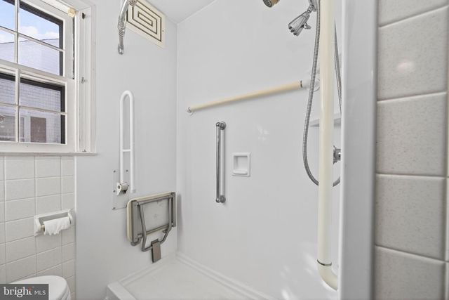 221 NORTH BLVD, Salisbury, MD 21801