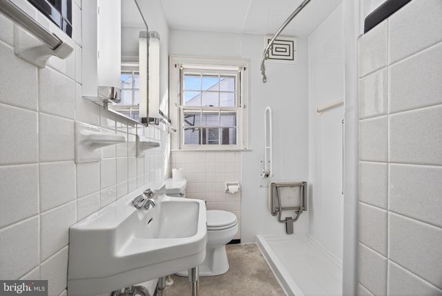 221 NORTH BLVD, Salisbury, MD 21801