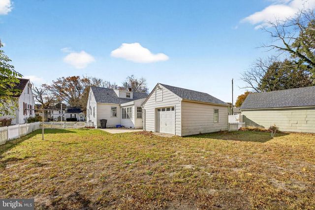 221 NORTH BLVD, Salisbury, MD 21801