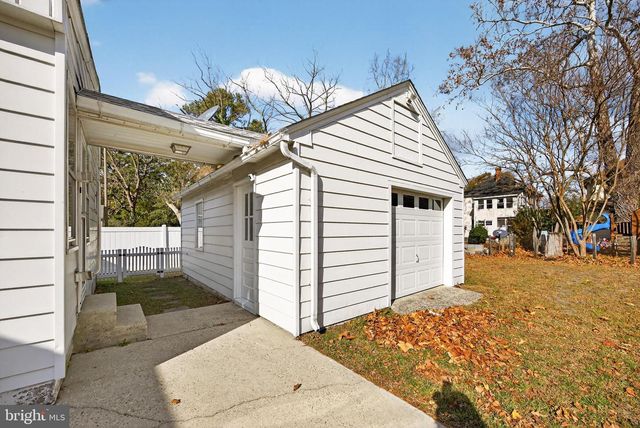 221 NORTH BLVD, Salisbury, MD 21801