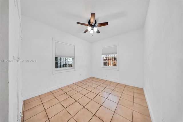 1624 NE 175th St, North Miami Beach, FL 33162