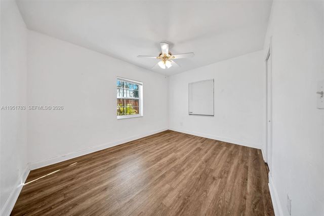 1624 NE 175th St, North Miami Beach, FL 33162