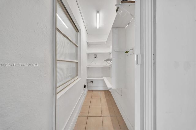 1624 NE 175th St, North Miami Beach, FL 33162