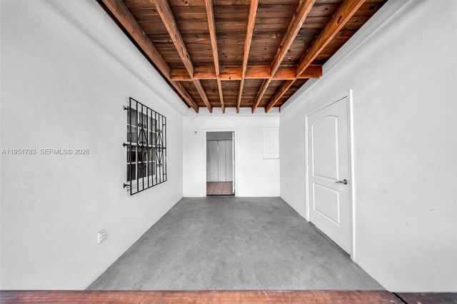 1624 NE 175th St, North Miami Beach, FL 33162