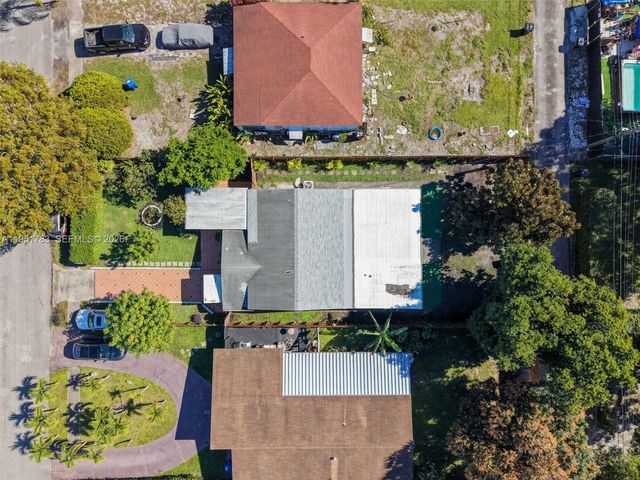 1624 NE 175th St, North Miami Beach, FL 33162