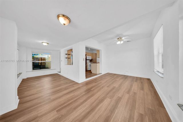 1624 NE 175th St, North Miami Beach, FL 33162