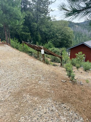 11680 Hidden Hollow Pl, Grass Valley, CA 95945