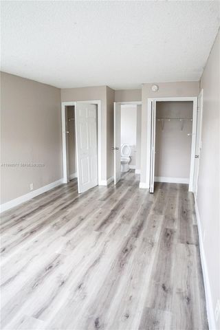 4280 Woodside Dr 12, Coral Springs, FL 33065