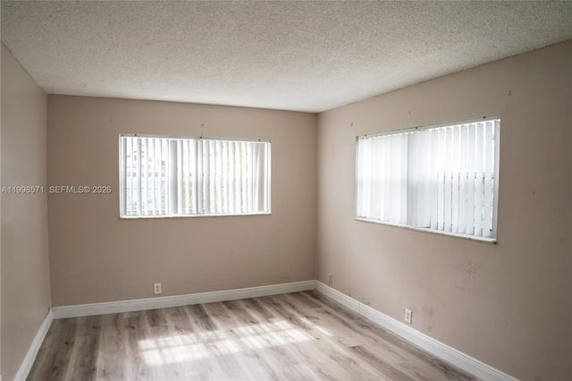 4280 Woodside Dr 12, Coral Springs, FL 33065