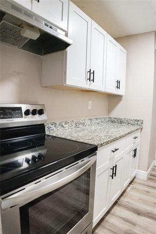 4280 Woodside Dr 12, Coral Springs, FL 33065