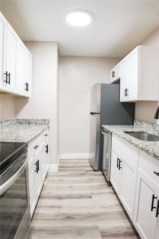 4280 Woodside Dr 12, Coral Springs, FL 33065