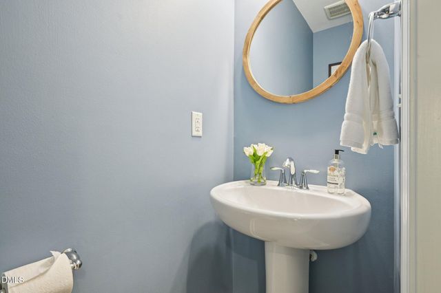 116 Orvis Drive, Holly Springs, NC 27540