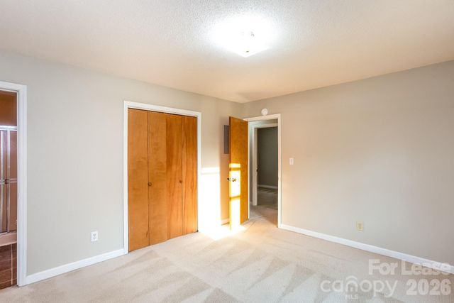 18805 Bluff Point Road B, Cornelius, NC 28031