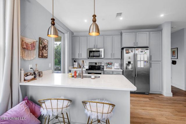 2501 Bienville Boulevard, 531, Ocean Springs, MS 39564