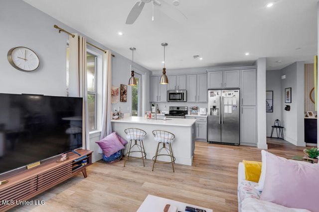 2501 Bienville Boulevard, 531, Ocean Springs, MS 39564