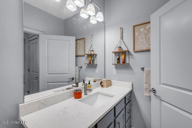 2501 Bienville Boulevard, 531, Ocean Springs, MS 39564