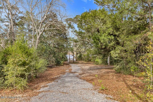 2501 Bienville Boulevard, 531, Ocean Springs, MS 39564