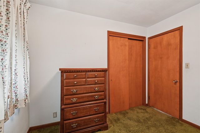 361 31st Street NW, Cedar Rapids, IA 52405