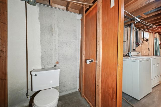 361 31st Street NW, Cedar Rapids, IA 52405