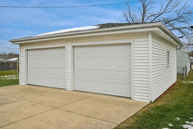 361 31st Street NW, Cedar Rapids, IA 52405