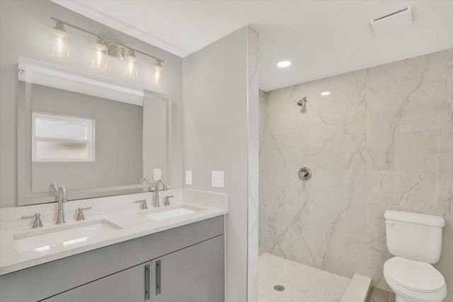 12801 COLLEGE HILL DRIVE, Hudson, FL 34667