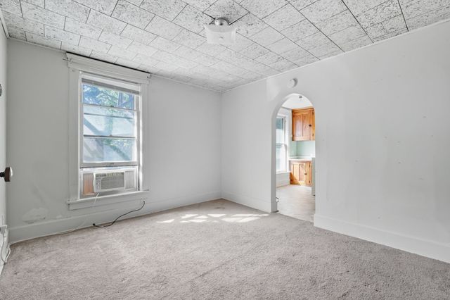 3101 Cottage Grove Avenue, Des Moines, IA 50311