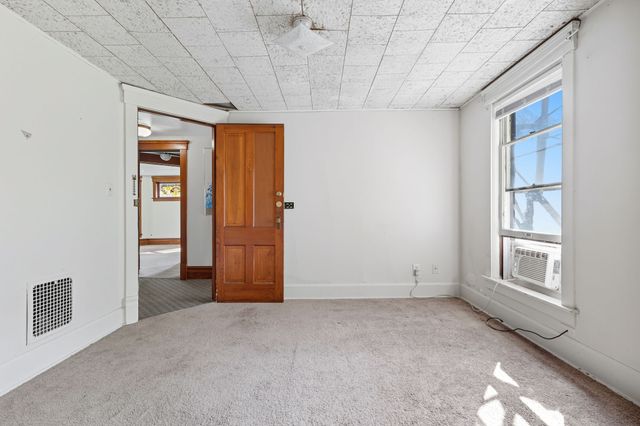 3101 Cottage Grove Avenue, Des Moines, IA 50311