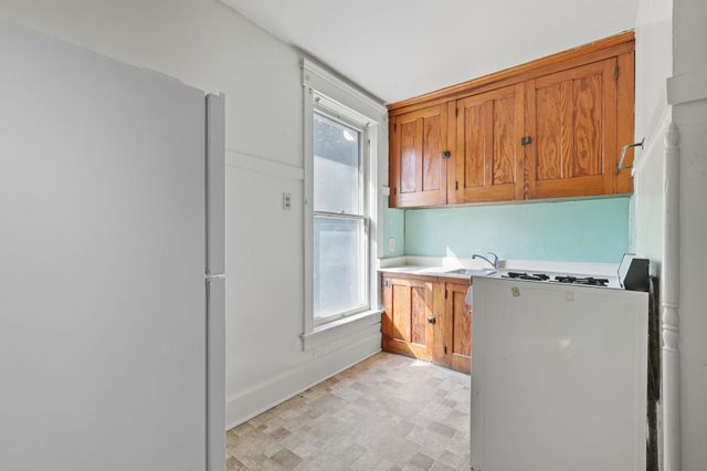 3101 Cottage Grove Avenue, Des Moines, IA 50311