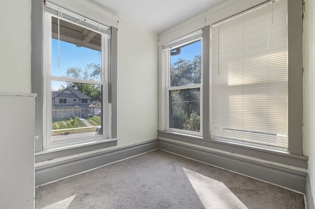 3101 Cottage Grove Avenue, Des Moines, IA 50311