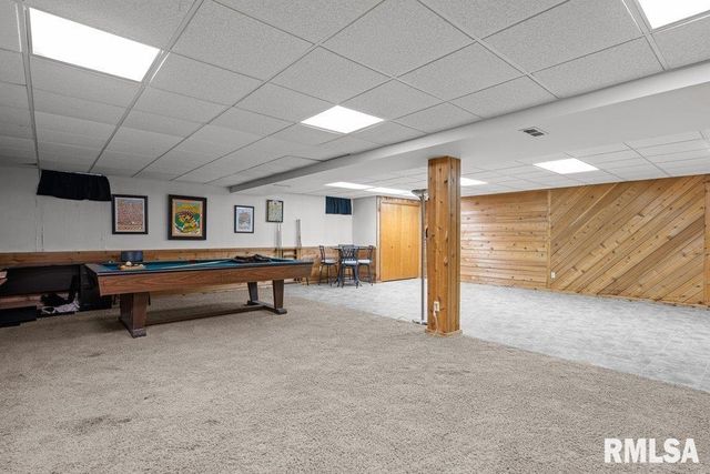 3210 QUAIL RIDGE Road, Bettendorf, IA 52722