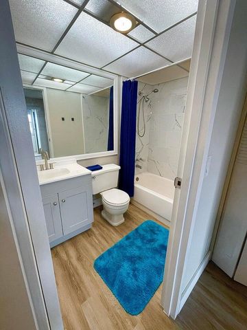 95 Saxony B, Delray Beach, FL 33446
