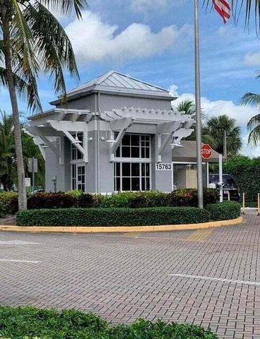 95 Saxony B, Delray Beach, FL 33446