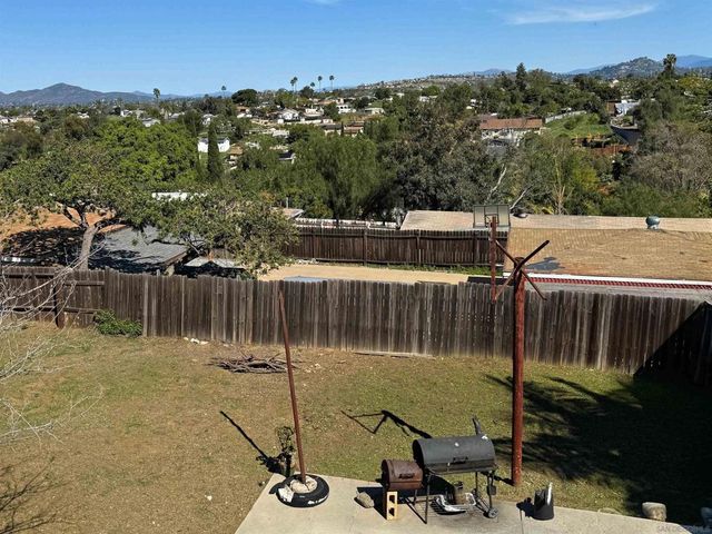 1939 Paradise St, San Diego, CA 92114