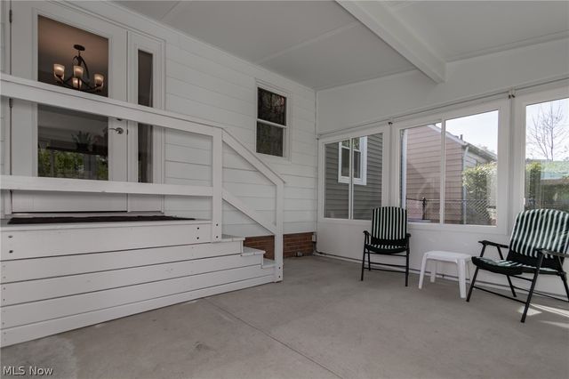 1342 Beaconfield Road, Lyndhurst, OH 44124