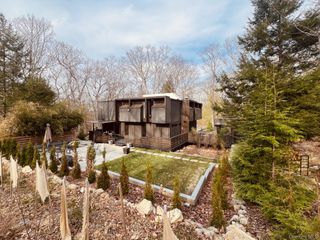 20 Fawn Hill Road, Tuxedo Park, NY 10987