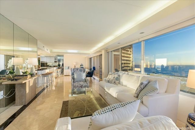 1777 Ala Moana Boulevard 1610, Honolulu, HI 96815