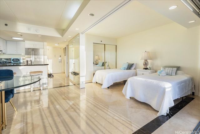 1777 Ala Moana Boulevard 1610, Honolulu, HI 96815